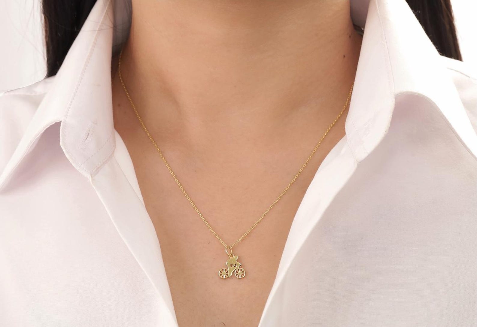 Bicycle Pendant Necklace, Tiny Bicycle Necklace, Gift for Bicycle lover, Dainty Necklace for Men