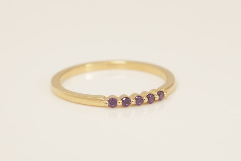 Five Stones Amethyst Wedding Band, Single Prong Wedding Ring, February Birthstone Ring, Dainty Stacking Ring, Minimalist Band