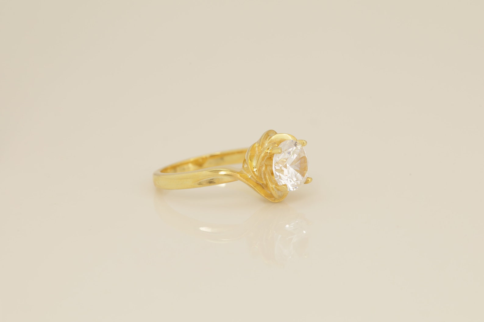 1.30 CT Unique Diamond Engagement Ring, Flower Style Engagement Ring, Bridal Wedding Ring Gift for Women