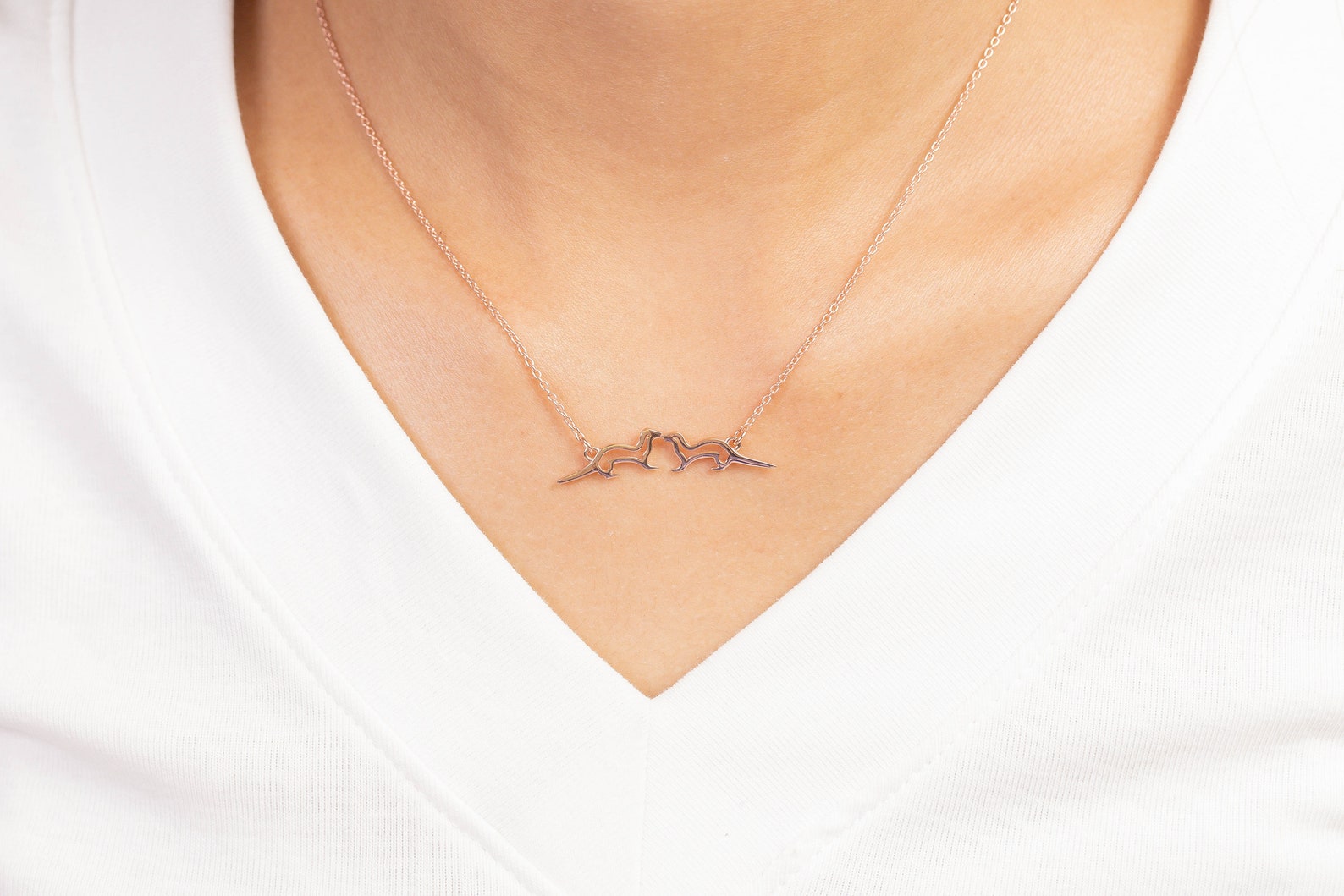 Kissing Sea Otters Necklace, Lover otter Necklace, Sea Otter Pendant, His and Her Jewelry, Animal Necklace