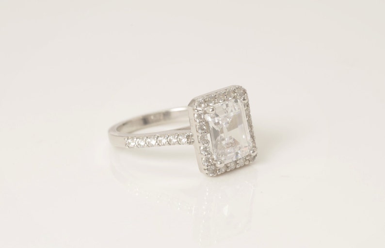 4.0 CT Emerald Cut Diamond Halo Engagement Ring, Diamond Halo Anniversary Ring, Bridal Promise Ring, Classic Wedding Ring