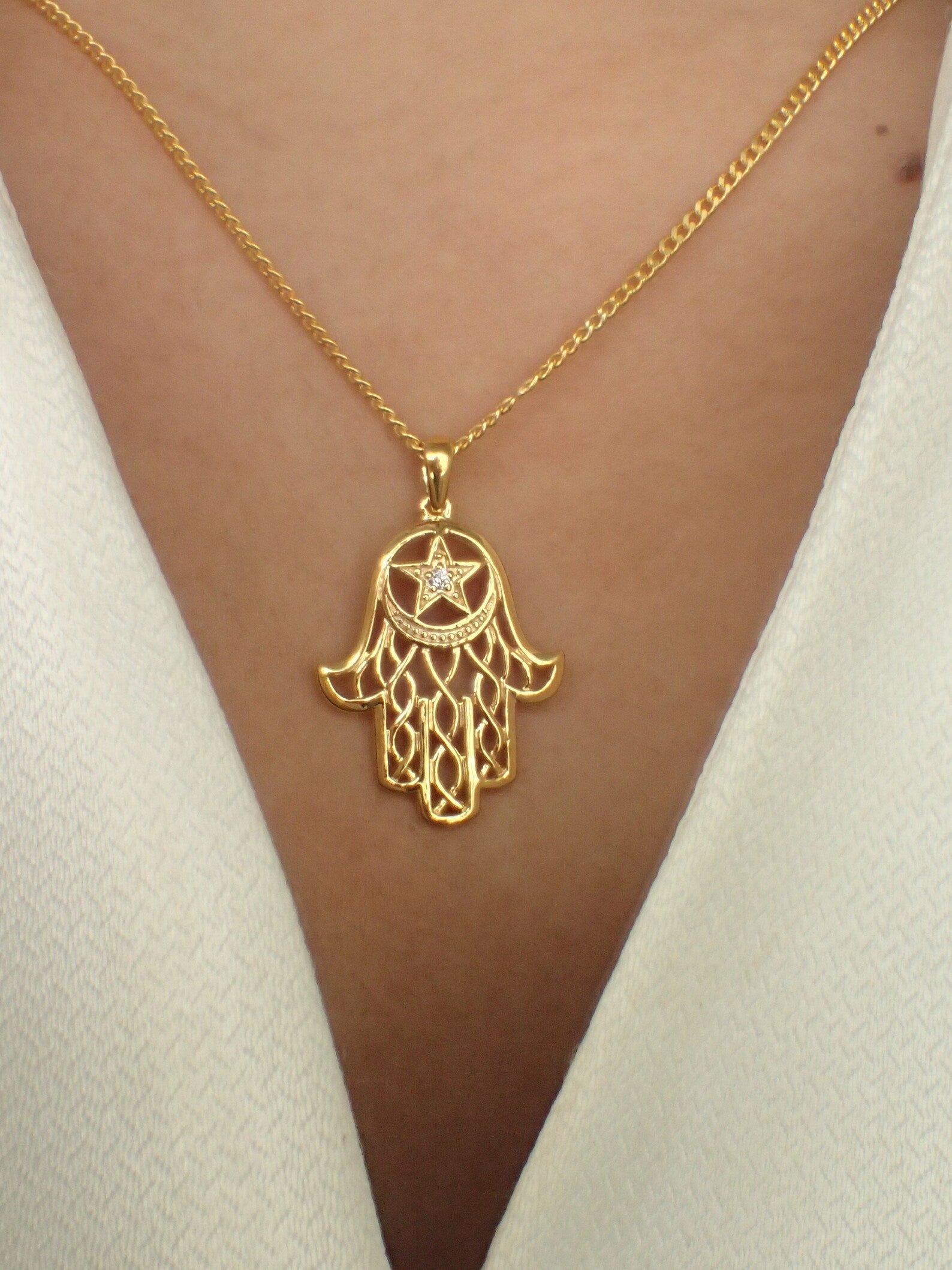 Hamsa Hand Necklace / Hand of Fatima / Protection Necklace / Good Luck Necklace / Hamsa Charm Gift for Her