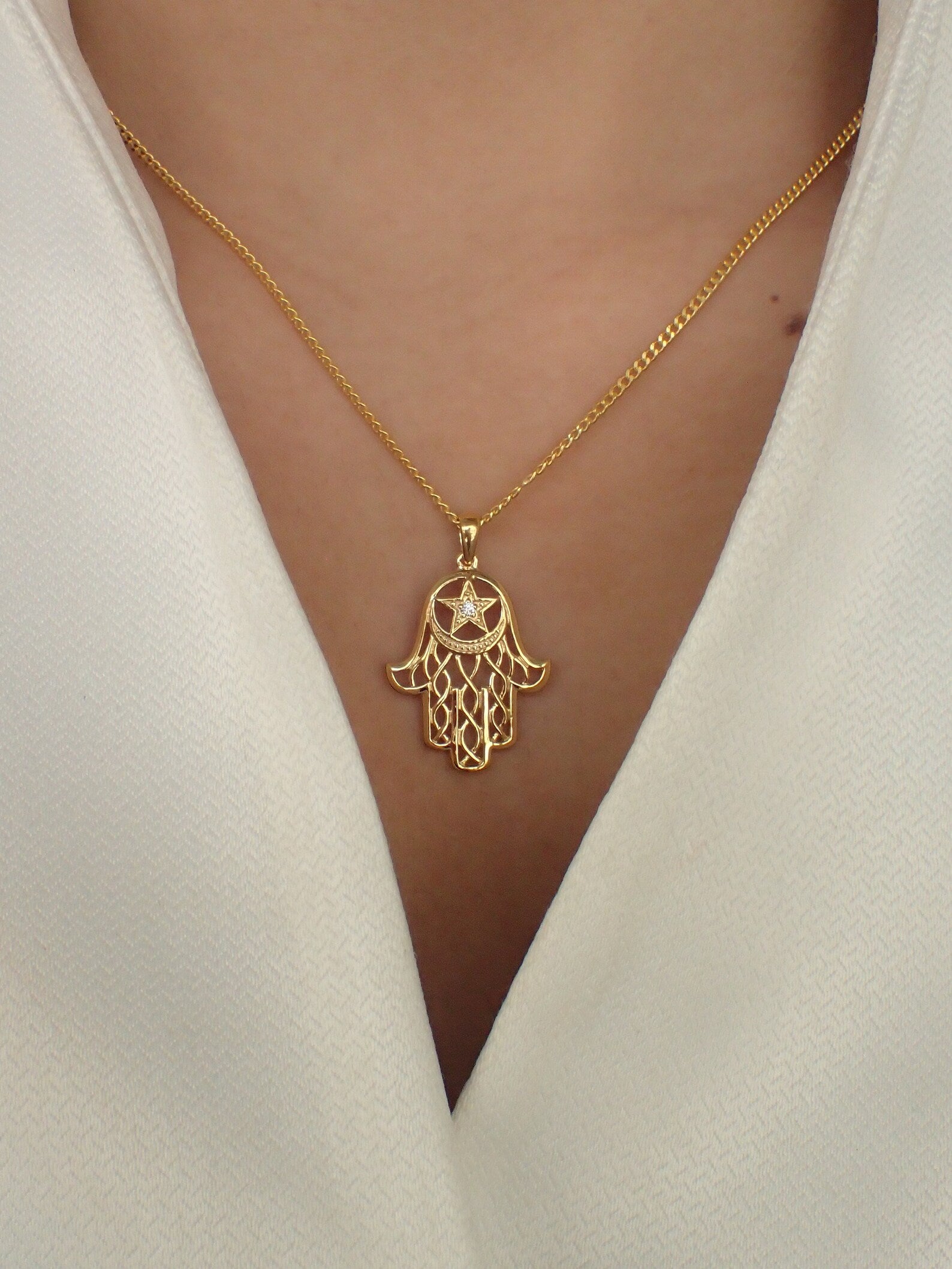 Hamsa Hand Necklace / Hand of Fatima / Protection Necklace / Good Luck Necklace / Hamsa Charm Gift for Her