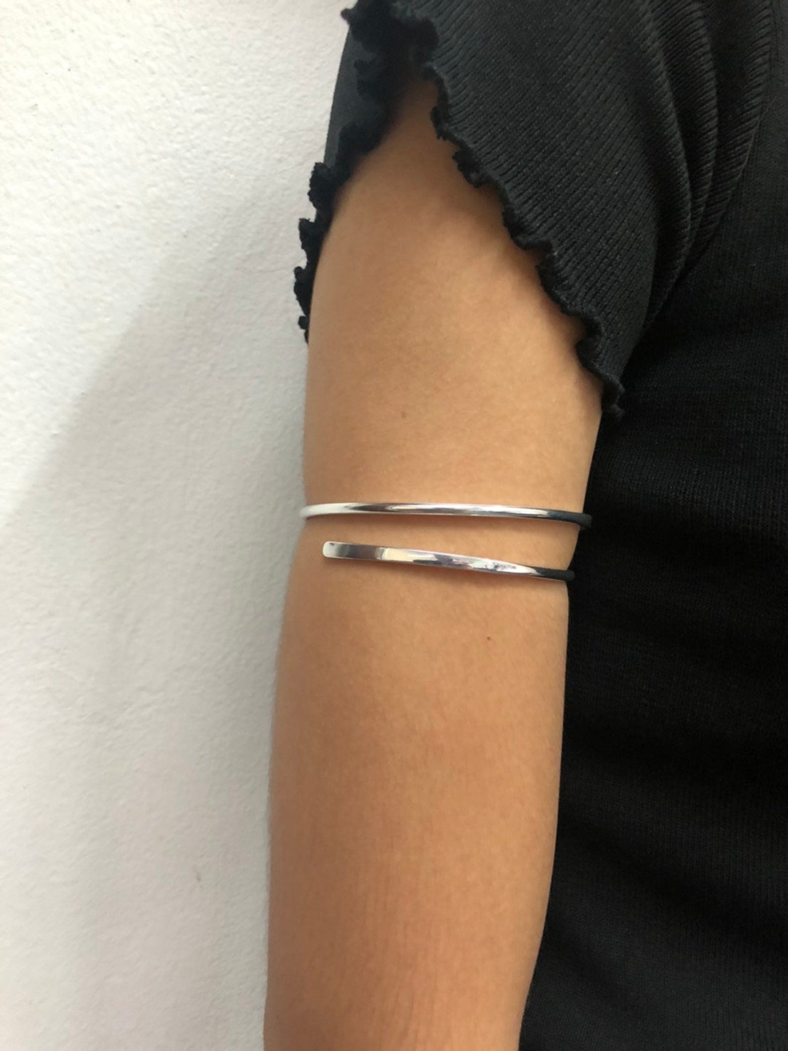 Minimalist Simple Arm Band / Upper Arm Cuff / Thin Arm Band / Upper Arm Jewelry / Arm Bracelet