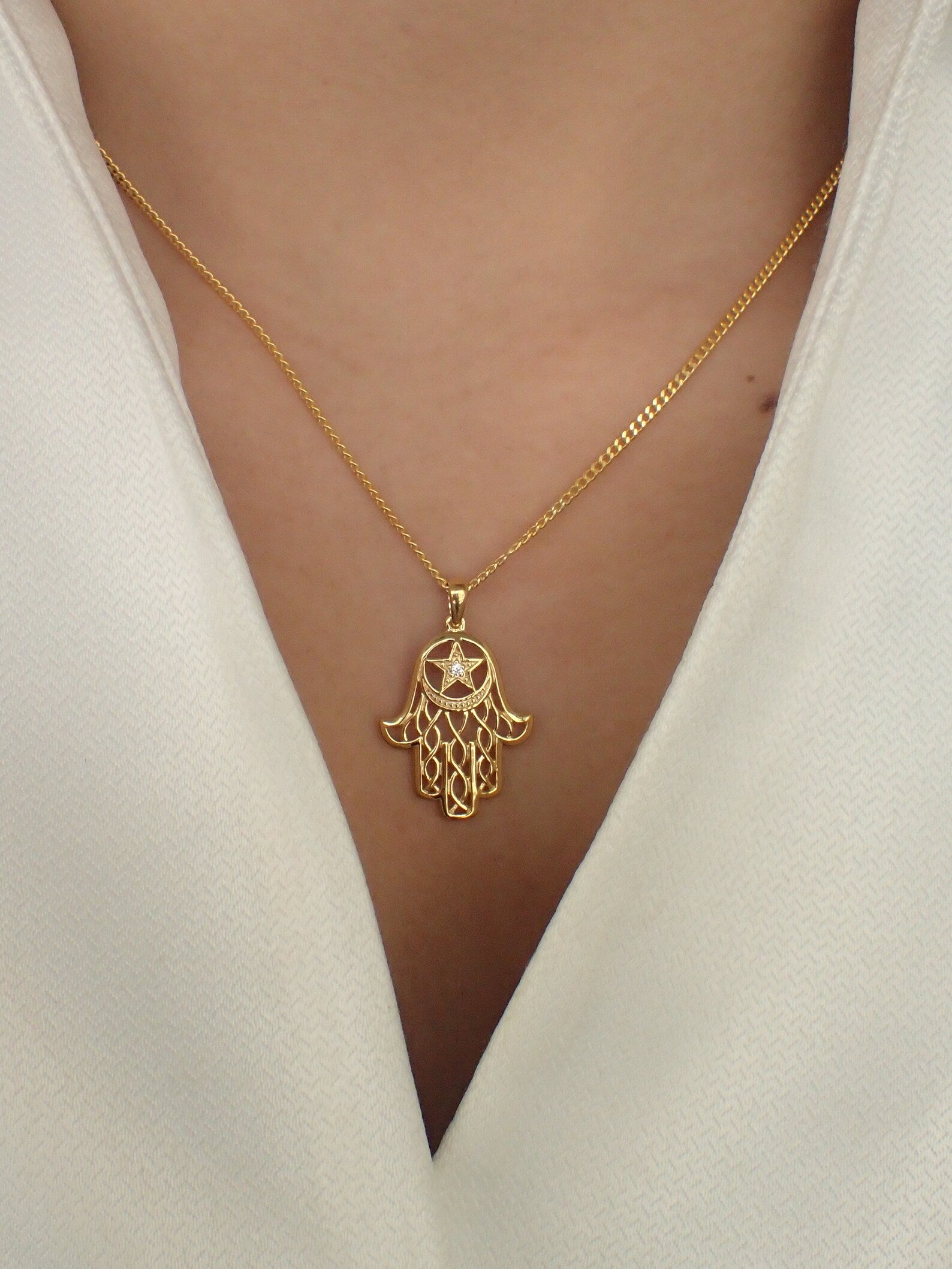 Hamsa Hand Necklace / Hand of Fatima / Protection Necklace / Good Luck Necklace / Hamsa Charm Gift for Her