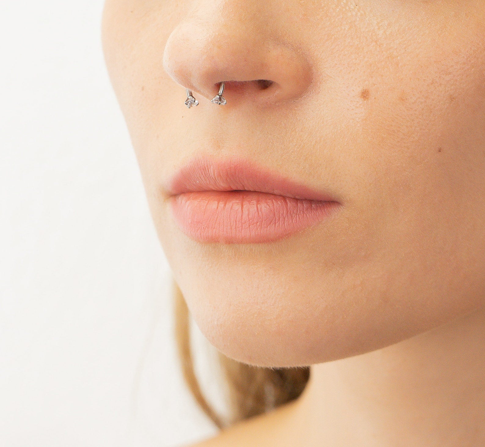 Diamond Septum Ring, Horseshoe Ring, Nose Piercing, Modern ring, Minimalist Ring, Septum Ring, Piercing Jewelry