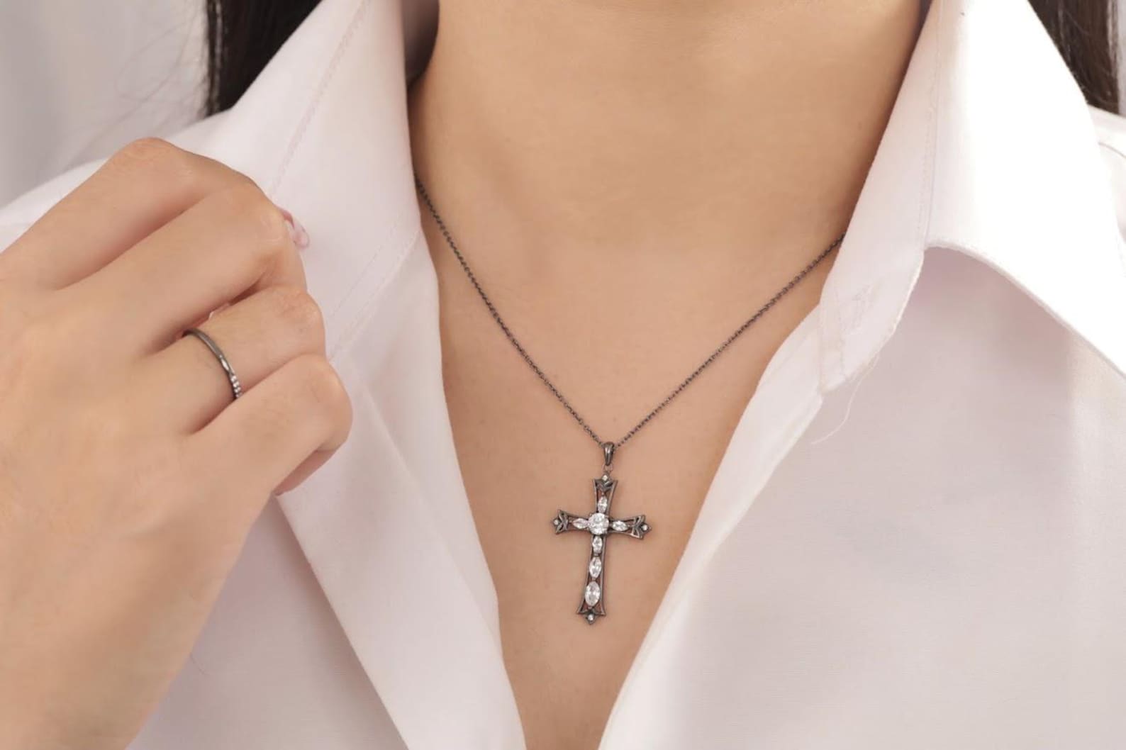 Diamond Cross Necklace, Christian Faith Necklace for Women, Cross Pendant Necklace, Religious Necklace, Baptism Gift, Protection Necklace