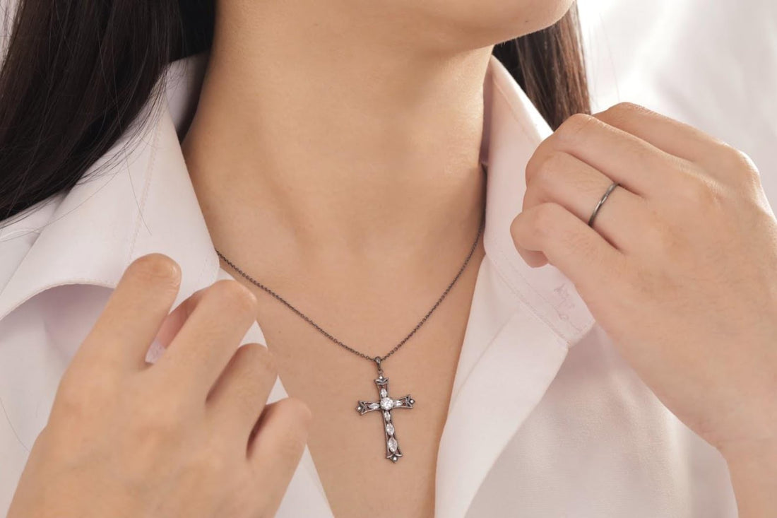 Diamond Cross Necklace, Christian Faith Necklace for Women, Cross Pendant Necklace, Religious Necklace, Baptism Gift, Protection Necklace