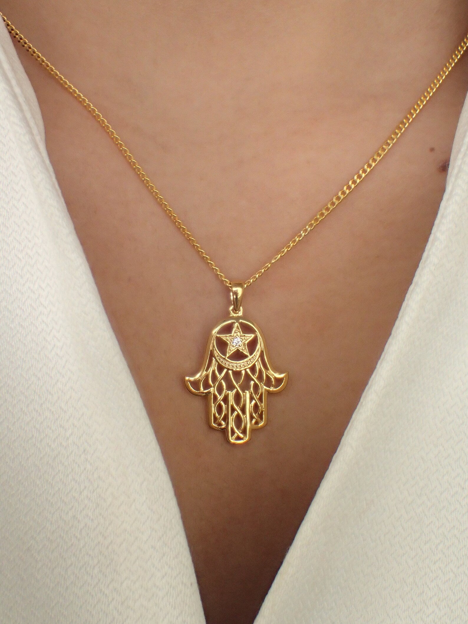 Hamsa Hand Necklace / Hand of Fatima / Protection Necklace / Good Luck Necklace / Hamsa Charm Gift for Her