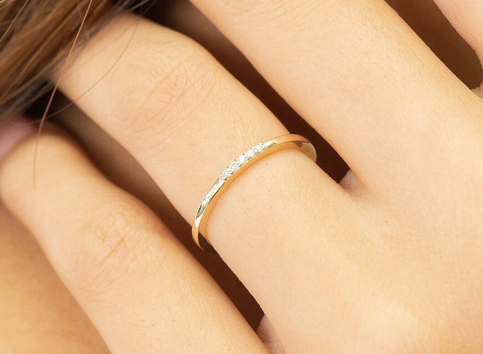 5 Stone Moissanite Ring, Minimalist Moissanite Ring Gift for Her, Delicate Stackable Ring, Thin Moissanite Ring