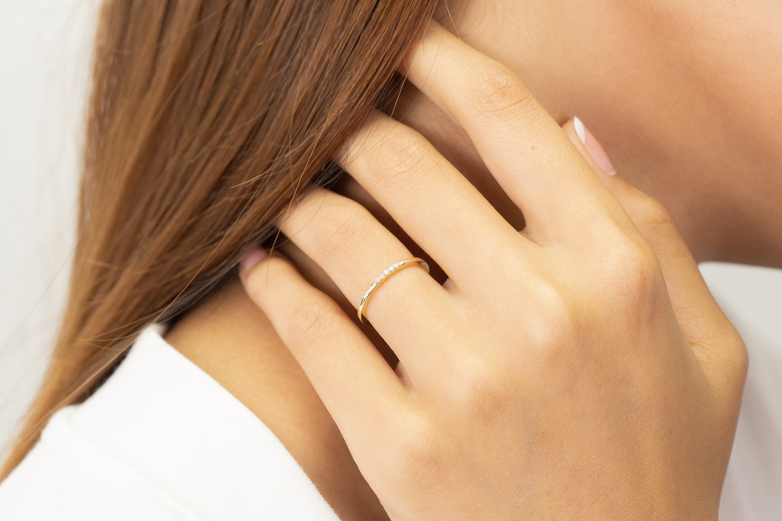 5 Stone Moissanite Ring, Minimalist Moissanite Ring Gift for Her, Delicate Stackable Ring, Thin Moissanite Ring