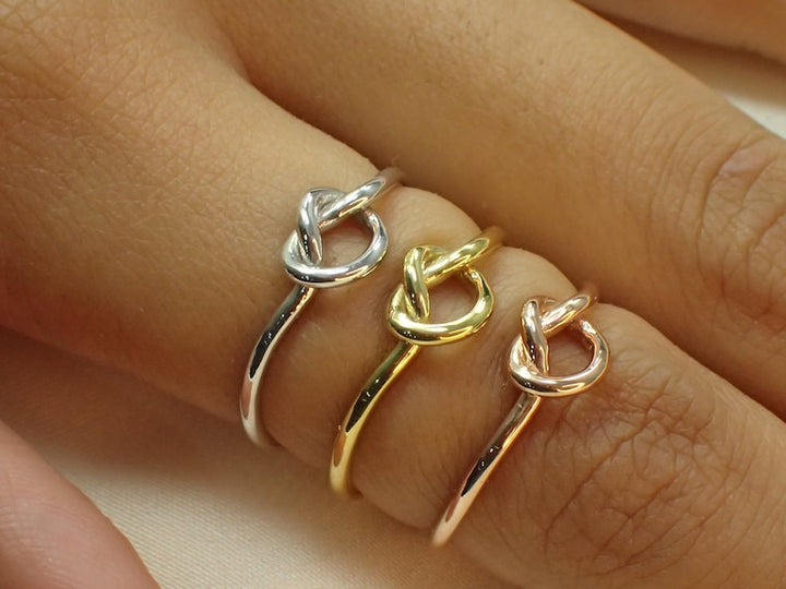 Knot Ring / Bridesmaid Gift / Mother Daughter Rings / 925 Sterling Silver Love Knot Ring / Unity Rings