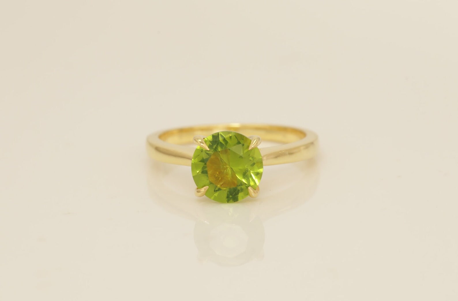 2.0 CT Peridot Solitaire Engagement Ring, Wedding Ring for Women, Anniversary Gift, August Birthstone Rings