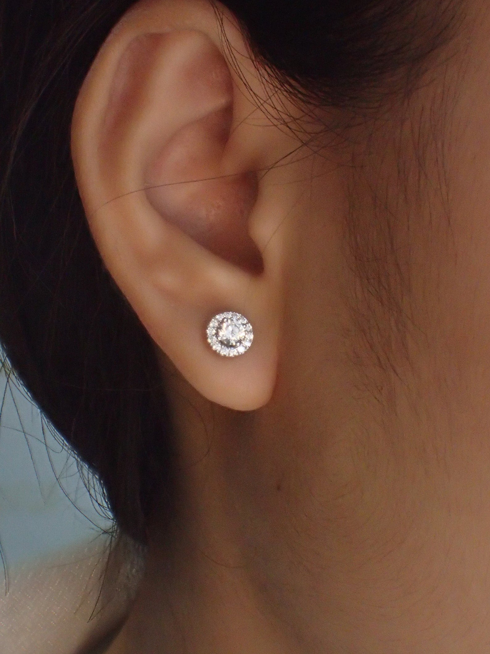 Minimalist Halo Stud Earrings / Moissanite Halo Earrings / Minimalist Earrings / Classic Earrings / Bridesmaid Gift