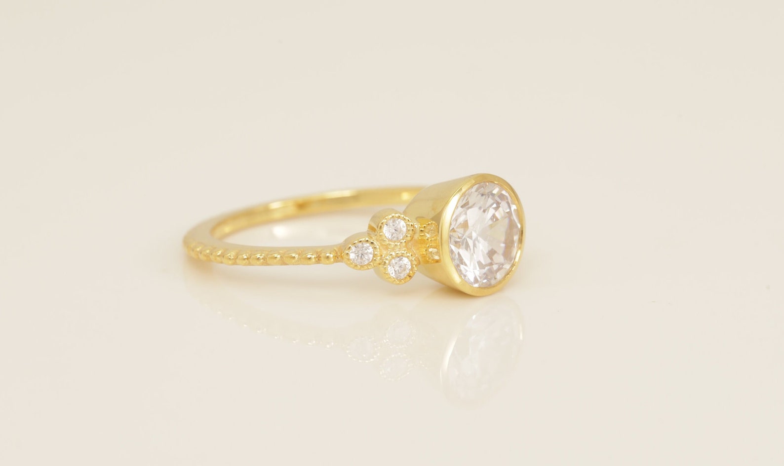 1.0 CT Bazel Set Diamond Engagement Ring, Cluster Wedding Ring, Bridal Promise Ring Gift for Her, Anniversary Ring