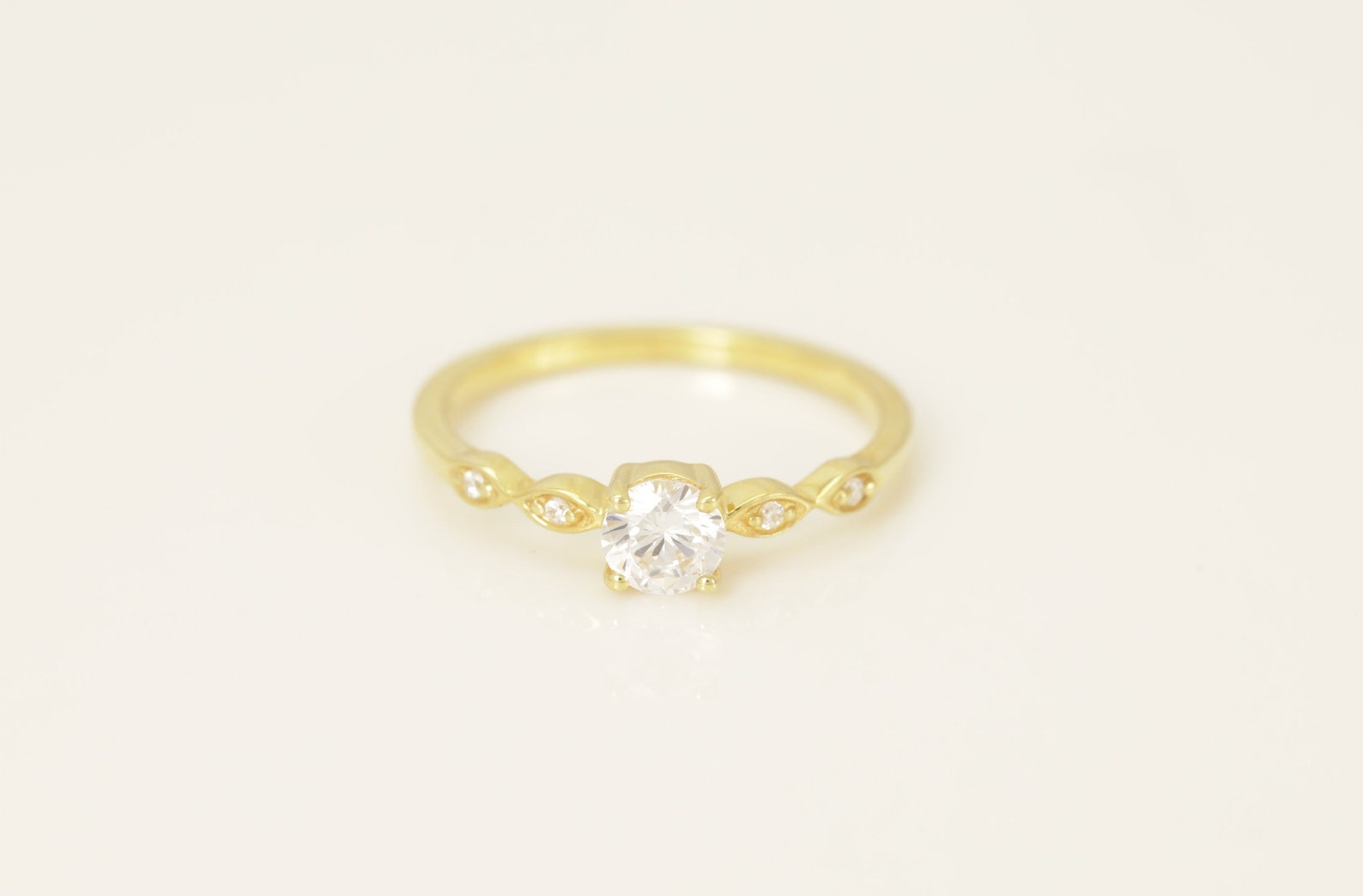 Diamond Engagement Ring, April Birthstone, Diamond Anniversary Ring, 18k Gold Unique Promise Ring, Marquise Ring