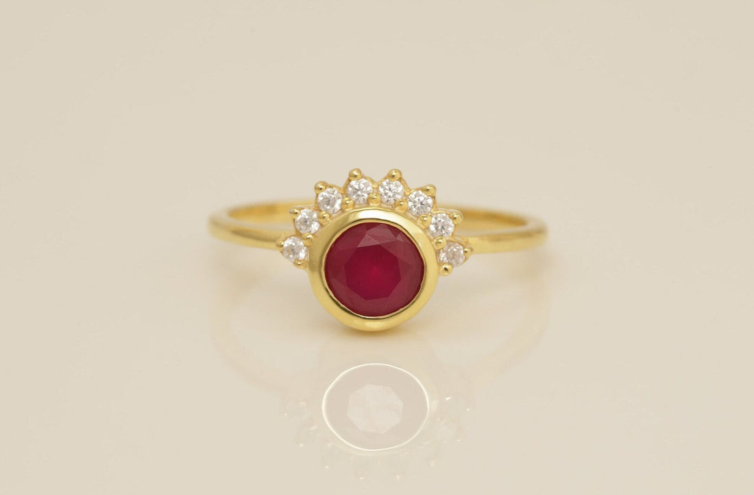 0.50 CT Garnet Cluster Engagement Ring, Vintage Solitaire Wedding Ring, Promise Ring, Anniversary Ring, Vintage Style Ring