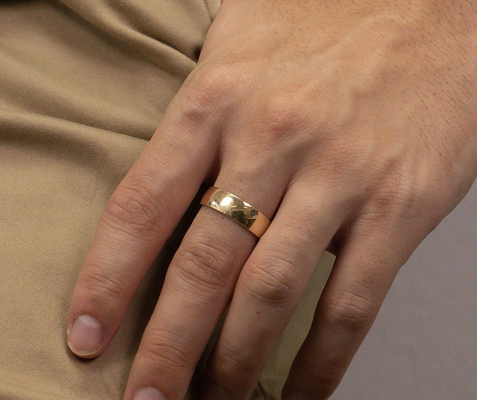 6.2MM Plain Band Wedding Ring, Comfort Fit Plain Wedding Band, Unique Wedding Band for Men, Smooth Wedding Band