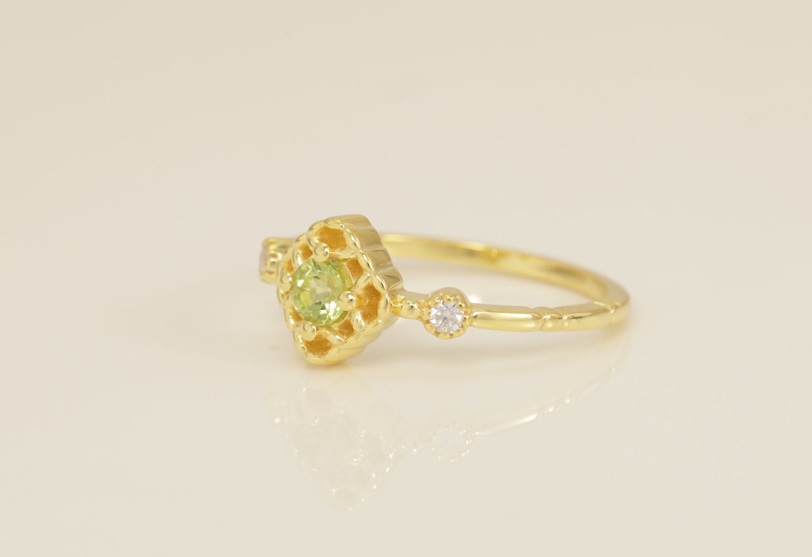 3.5mm Vintage Peridot Engagement Ring, August Birthstone Ring, Peridot Diamond Ring, Bridal Promise Ring Gift for Her