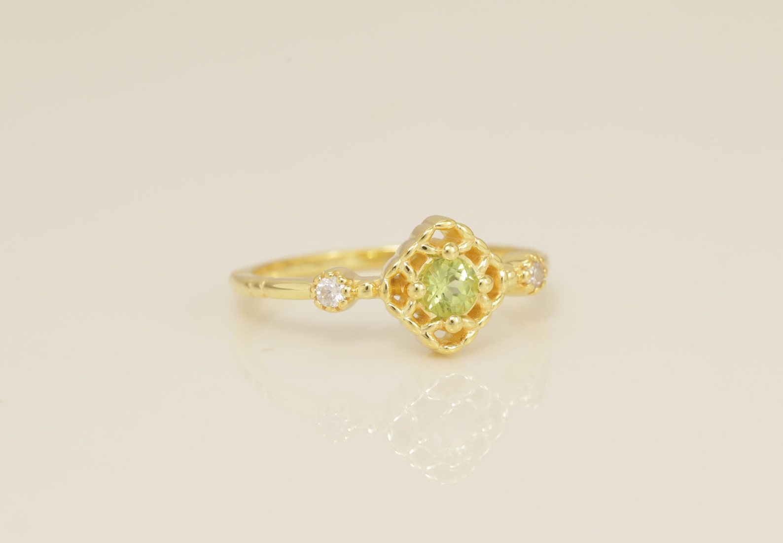 3.5mm Vintage Peridot Engagement Ring, August Birthstone Ring, Peridot Diamond Ring, Bridal Promise Ring Gift for Her