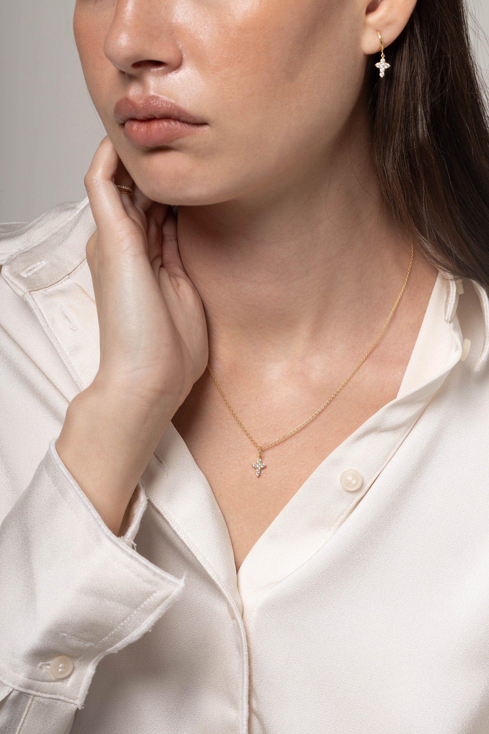 Minimalist Moissanite Cross Necklace / Tiny Cross Pendant Gift for Women / Religious Necklace Gift for Her / Cross Pendant