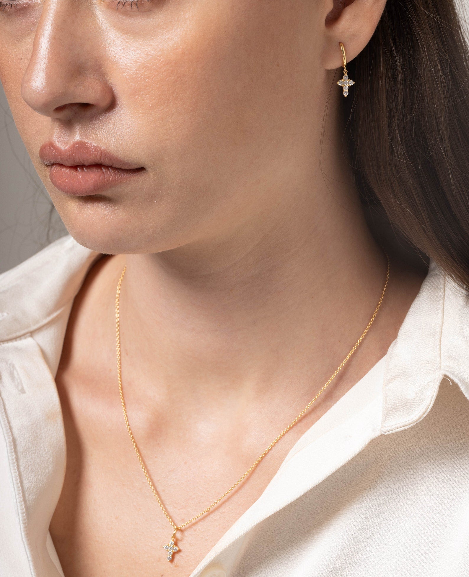 Minimalist Moissanite Cross Necklace / Tiny Cross Pendant Gift for Women / Religious Necklace Gift for Her / Cross Pendant