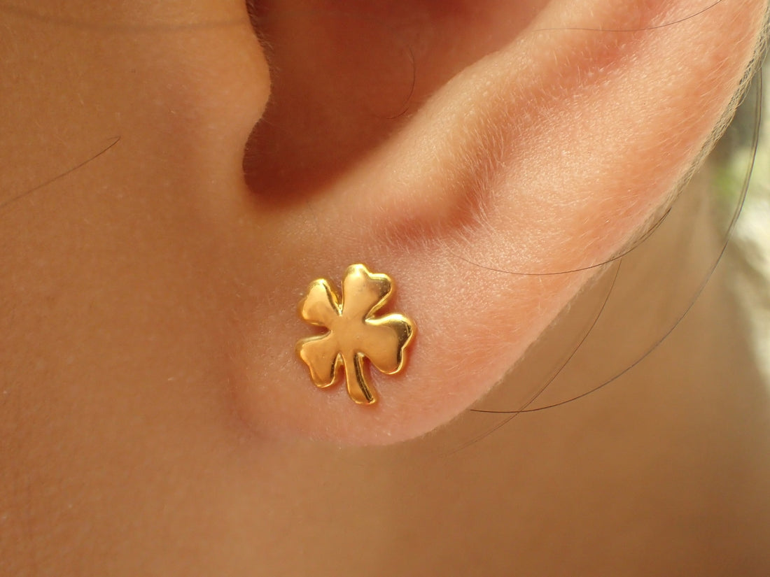 Four Leaf Clover Earrings, Clover Stud Earrings, 14k Solid Gold Dainty Earrings, Tiny Clover Earrings, Good Luck Earrings