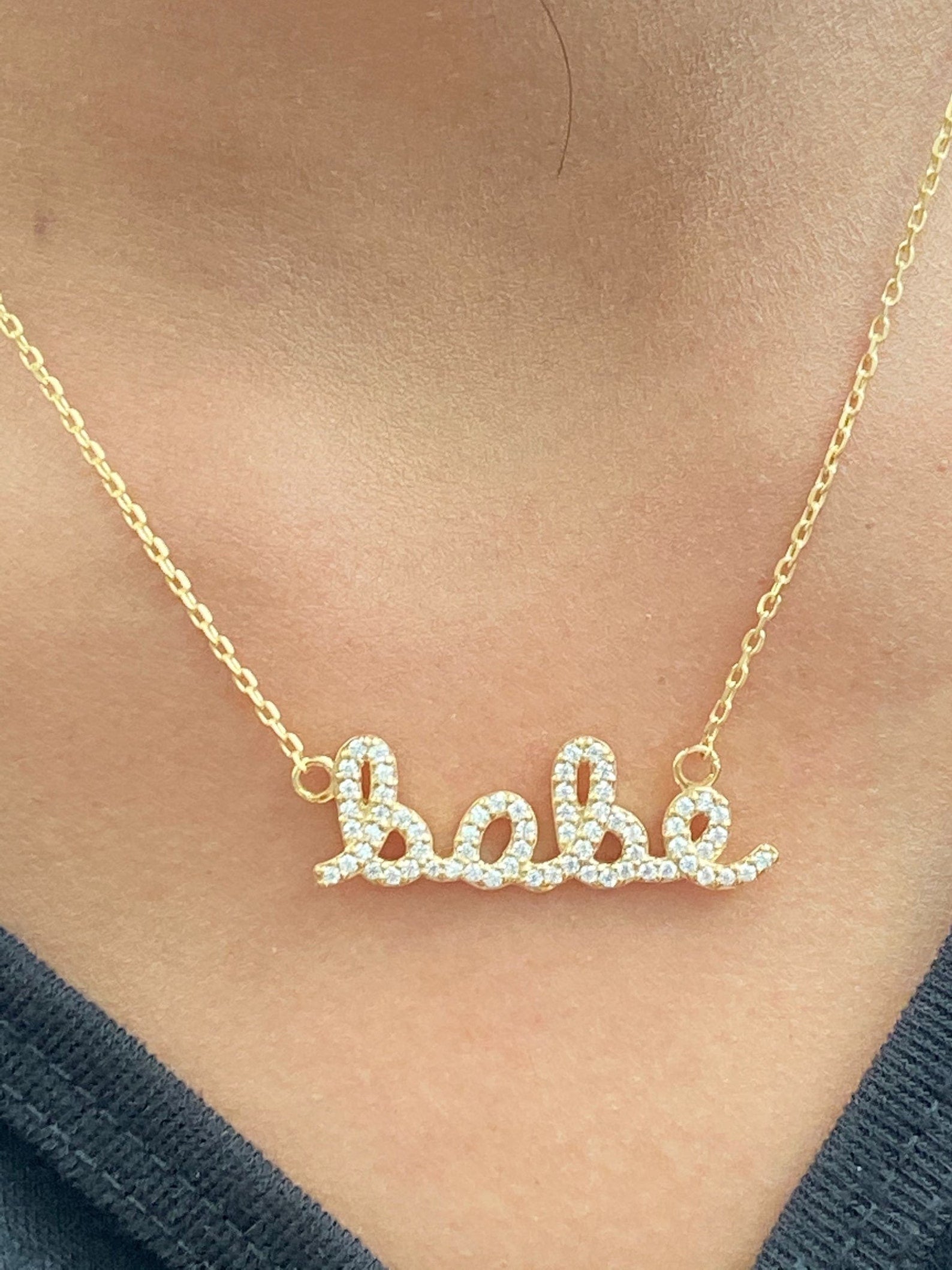 Babe Necklace / Personalized Name Necklace / Girlfriend Gift / Gift for Sweetheart / Gift for Wife / Mother's Day Gift