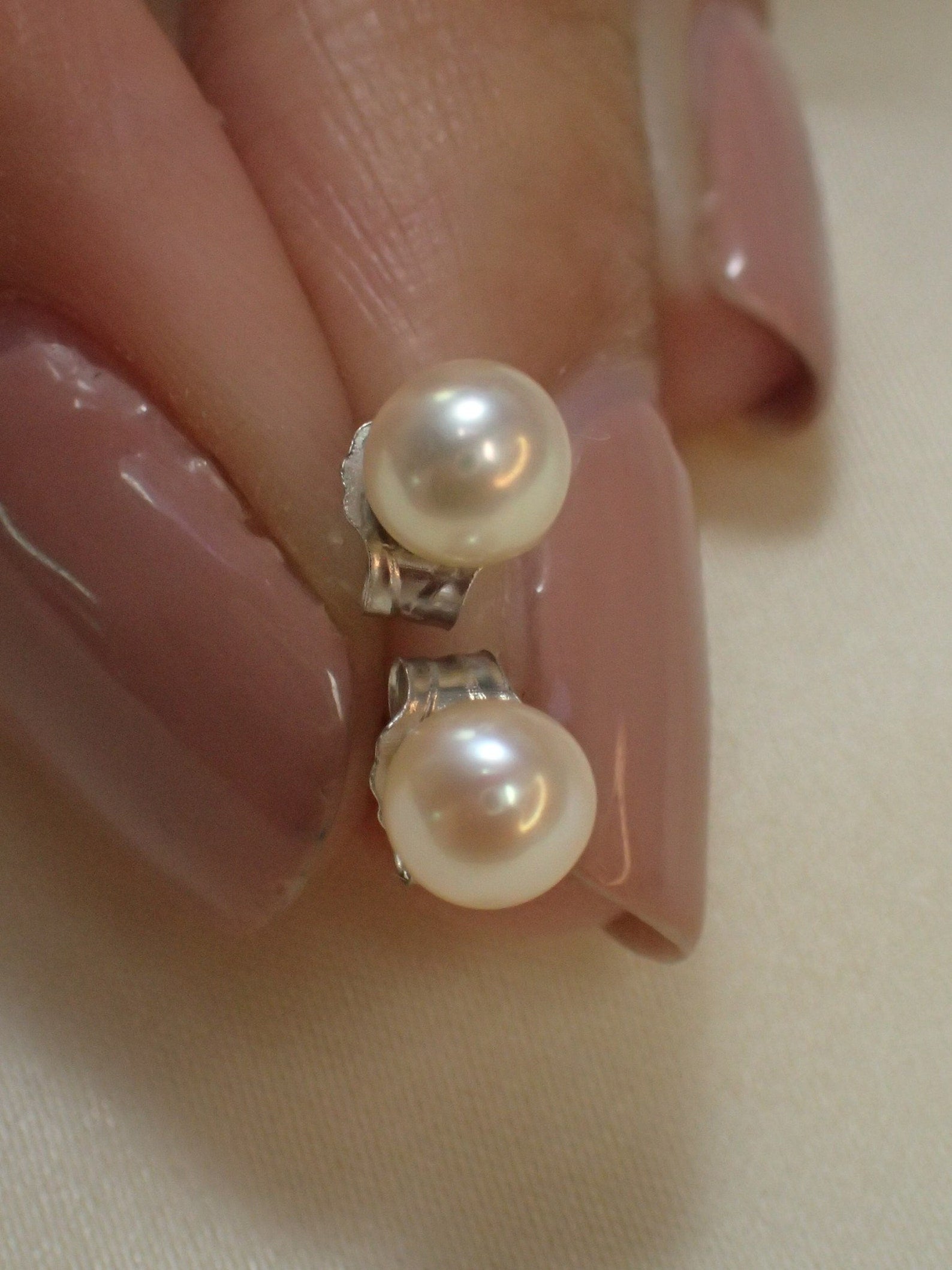 Sterling Silver Freshwater Pearl Earrings / Gold Plated Pearl Stud Earrings / Bridesmaid Gifts / Bridal Party Gift