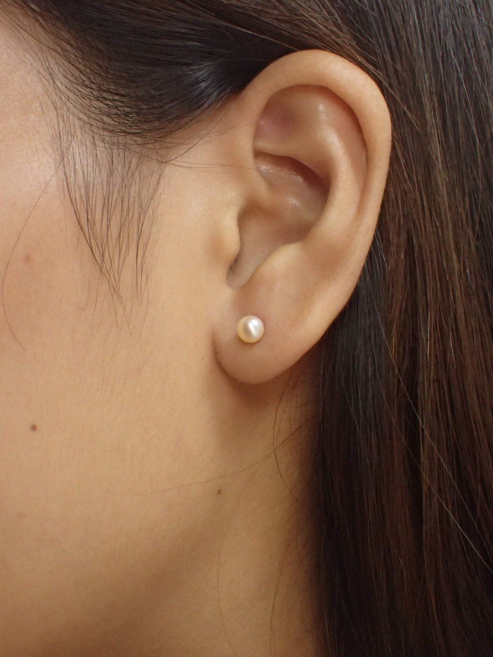 Sterling Silver Freshwater Pearl Earrings / Gold Plated Pearl Stud Earrings / Bridesmaid Gifts / Bridal Party Gift