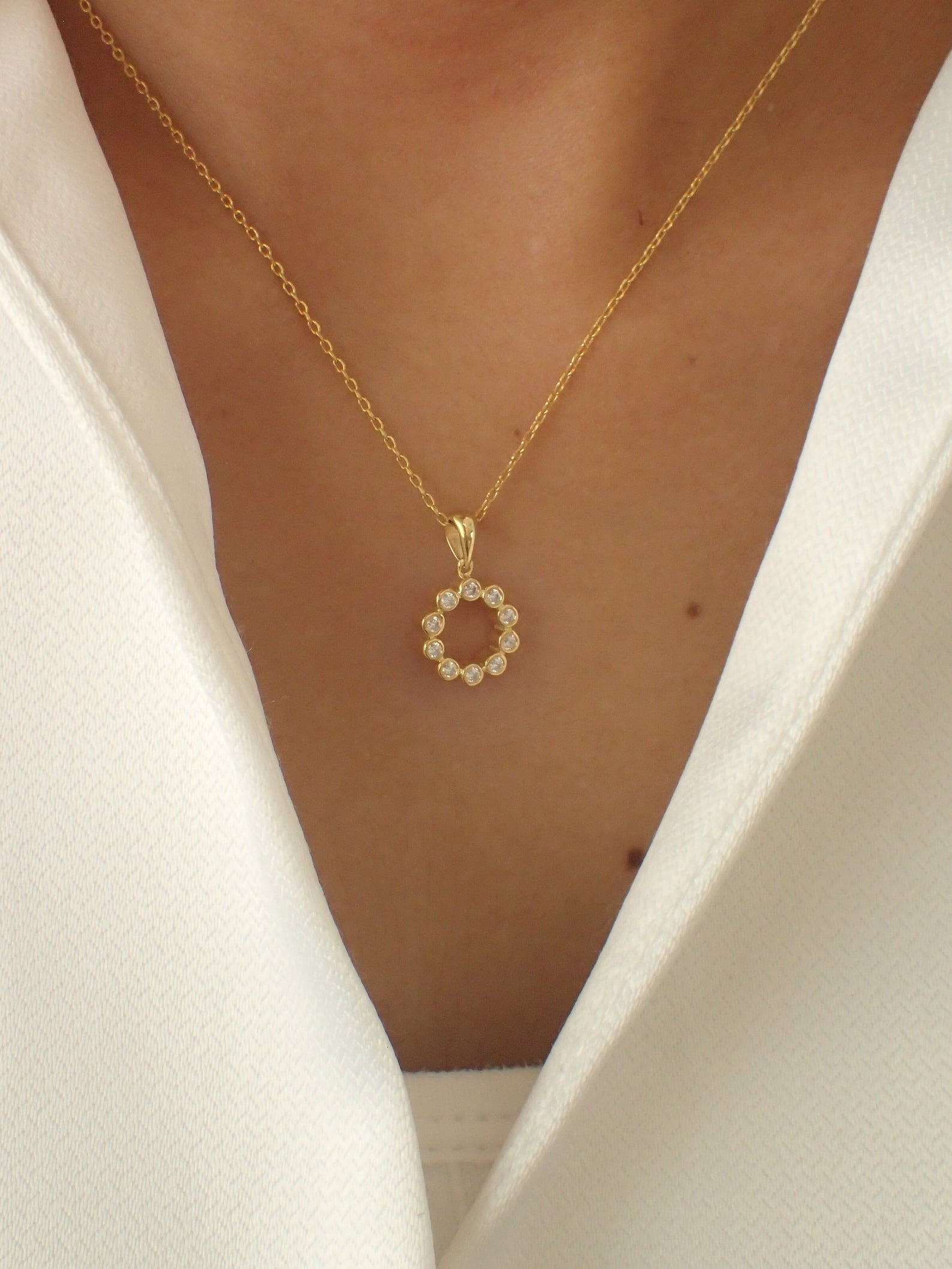 Bezel Set Circle Necklace / Crystal Circle of Life Necklace / Diamond Layered Necklace / Bridesmaid Gift