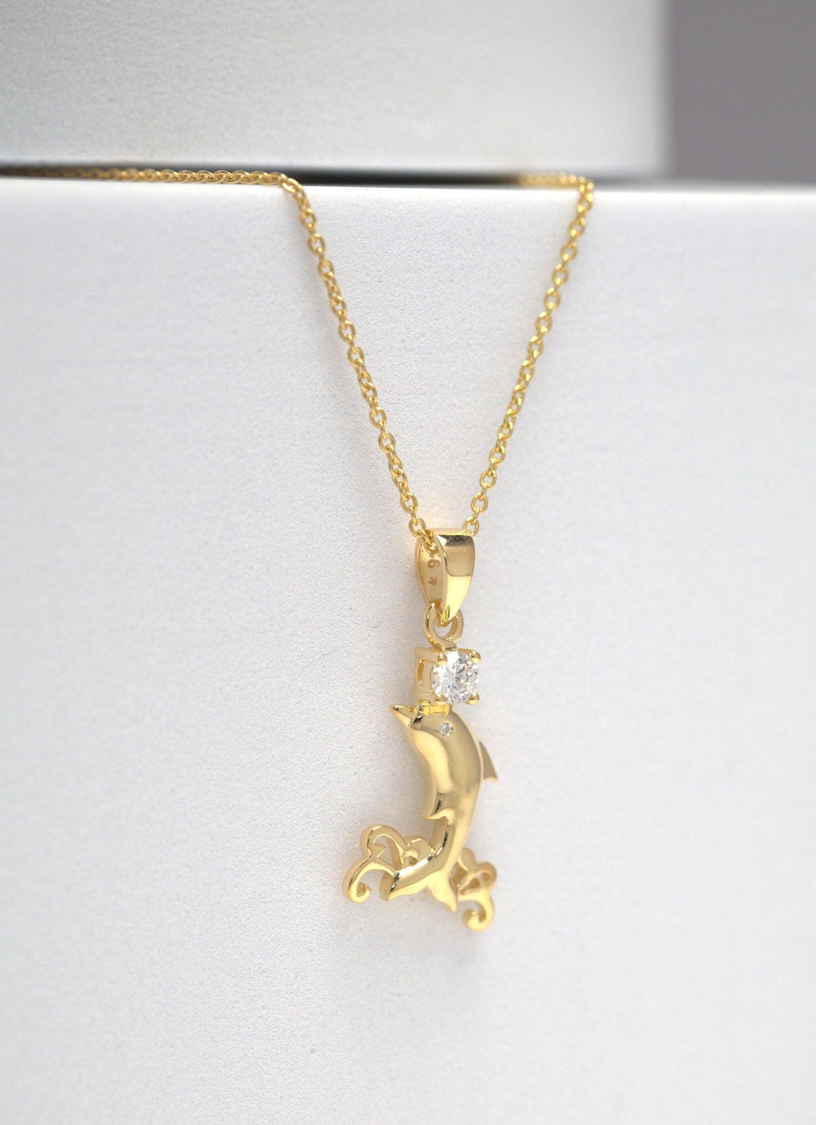 Dolphin Pendant Necklace, Dolphin Charm, Ocean Fish Necklace, Dolphin Lover Gift, Best Friend Gift, Beach Jewelry