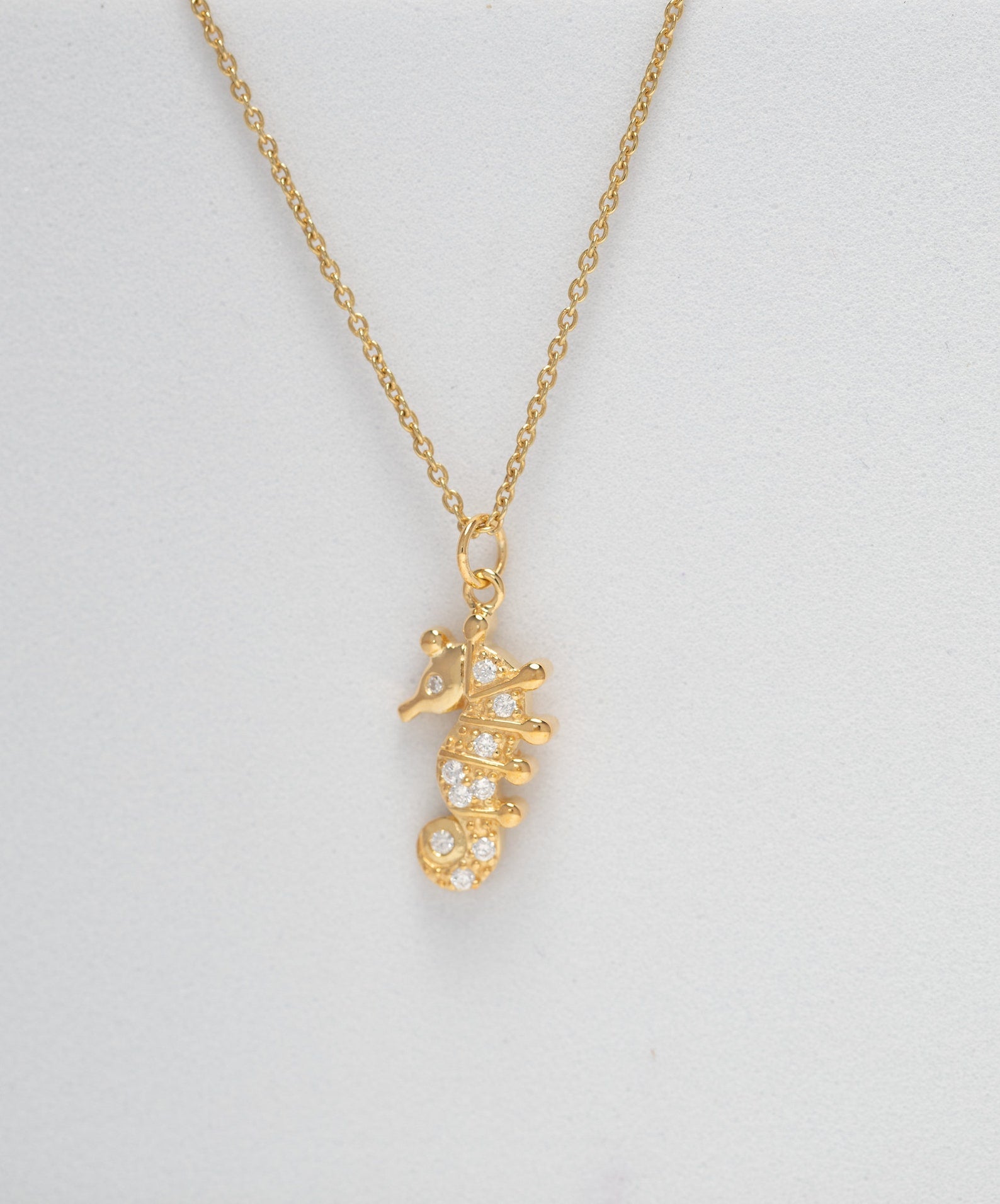 Delicate Seahorse Necklace, Seahorse Pendant Gift for Sea Lover, Seahorse Charm, Seahorse Jewellery, Nautical Necklace