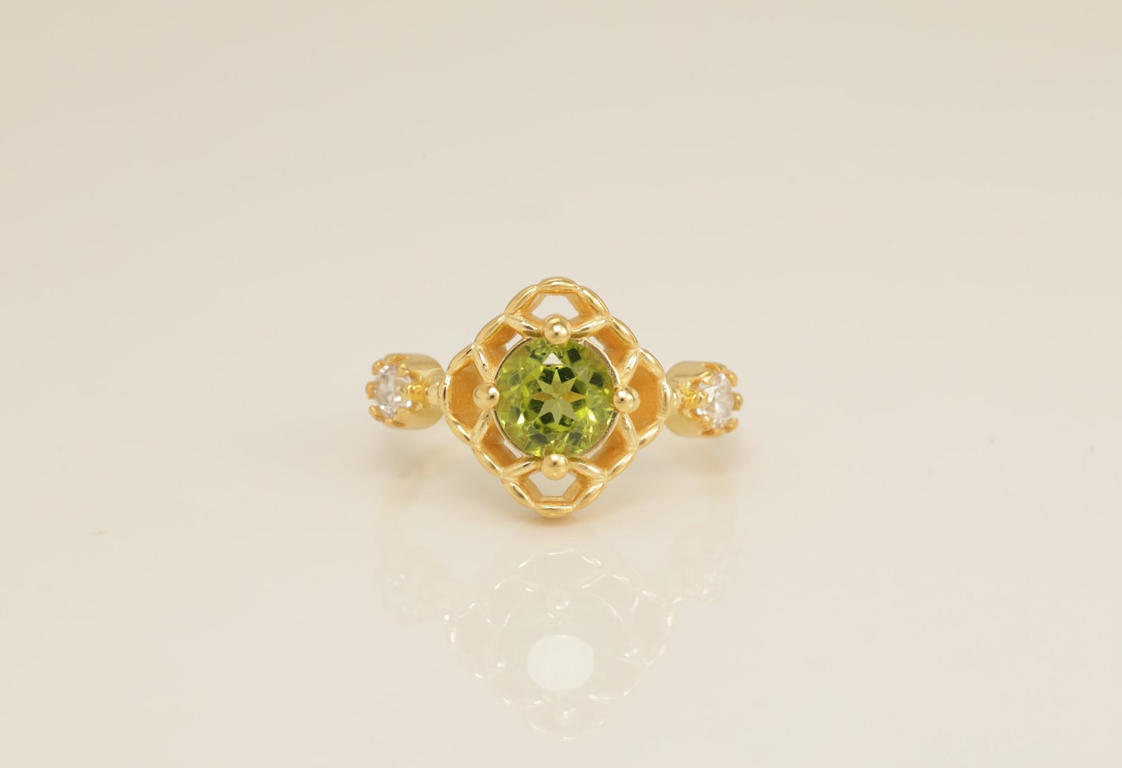 Vintage Peridot Engagement Ring, August Birthstone Ring, Peridot Diamond Ring, Green Gemstone Ring, Bridal Promise Ring Gift for Her