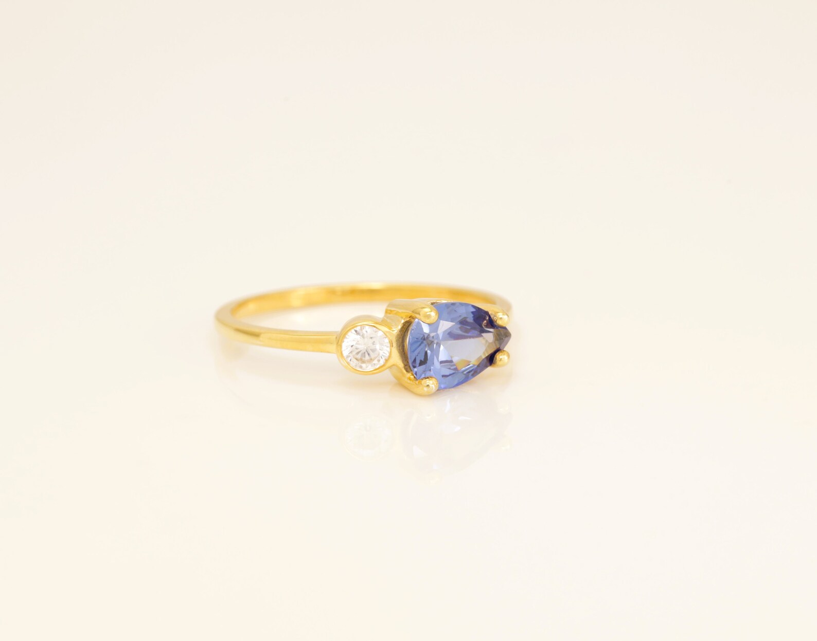 0.75 CT Pear Shape Blue Sapphire Ring, September Birthstone Ring, Tear Drop Sapphire Ring, Diamond Statement Ring, Anniversary Ring