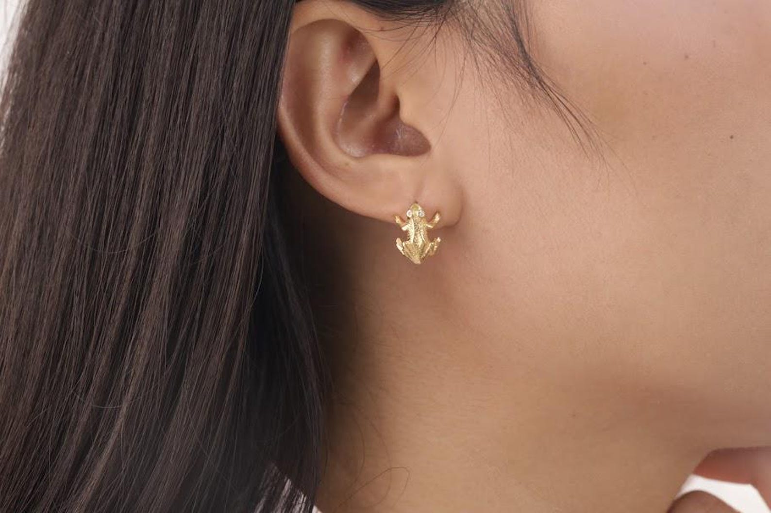 Frog Stud Earrings, Frog Stud Charm, Minimalist Frog Earrings, Animal Jewelry, Classic Earrings, Bridesmaid Gift