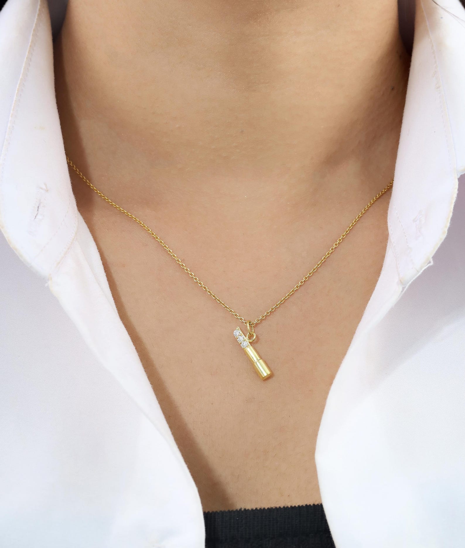 Lipstick Pendant Necklace, Beauty Lover Necklace, Lipstick Charm Necklace, Glam Necklace, Trendy Necklace Git for Her, Beauty Accessory