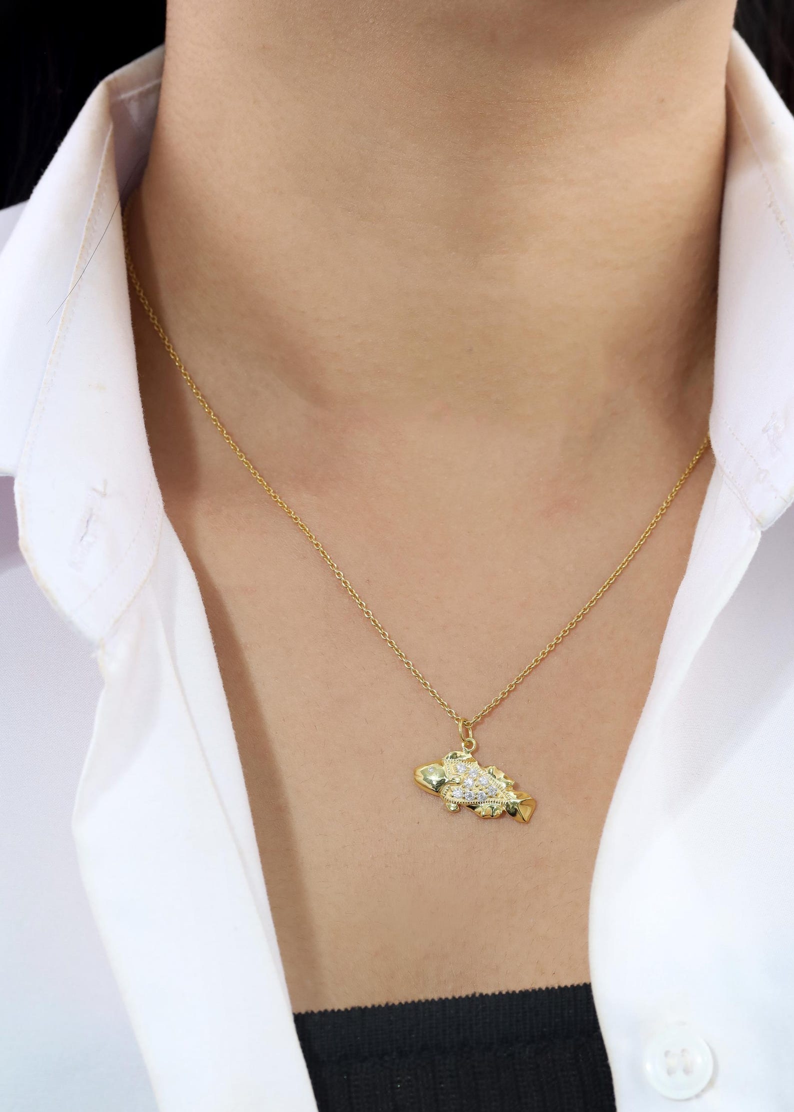 Fish Pendant Necklace, Diamond Fish Necklace, Fish Necklace Gift, Elegant Fish Pendant, Sea Life Pendant, Nature-Inspired Necklace