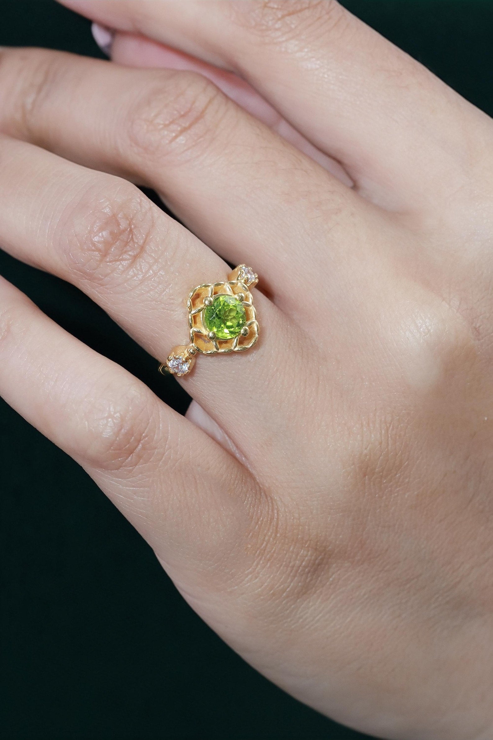 Vintage Peridot Engagement Ring, August Birthstone Ring, Peridot Diamond Ring, Green Gemstone Ring, Bridal Promise Ring Gift for Her