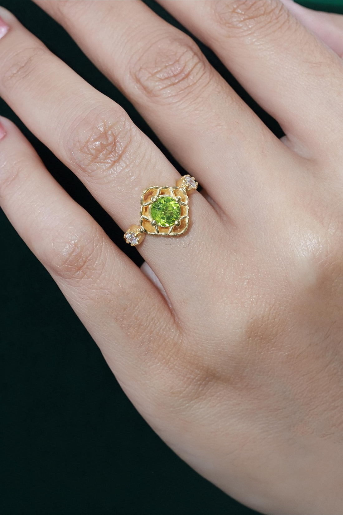 Vintage Peridot Engagement Ring, August Birthstone Ring, Peridot Diamond Ring, Green Gemstone Ring, Bridal Promise Ring Gift for Her