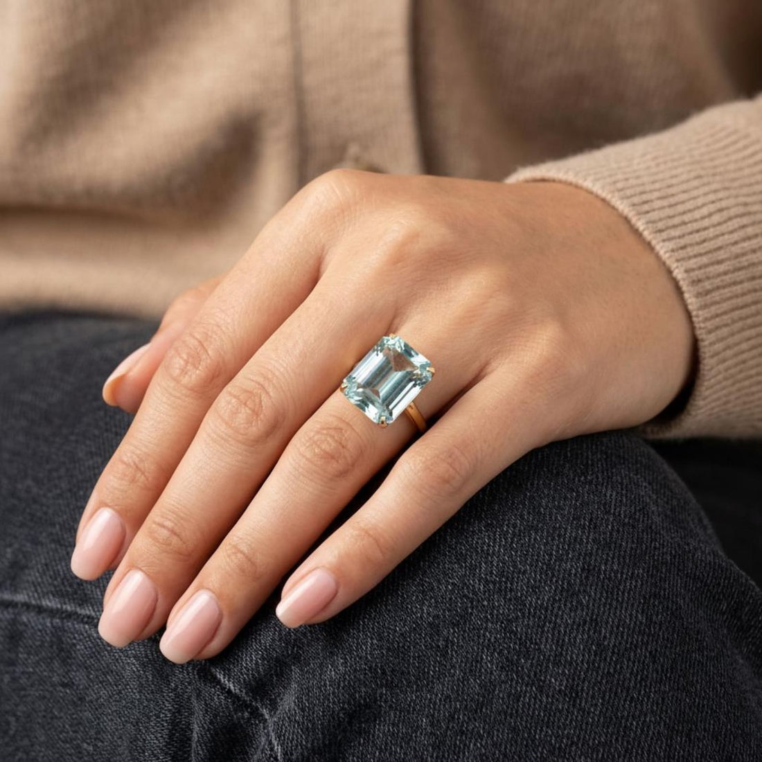 16×12 mm Emerald-Cut Lab-Created Aquamarine Statement Ring — detail 6