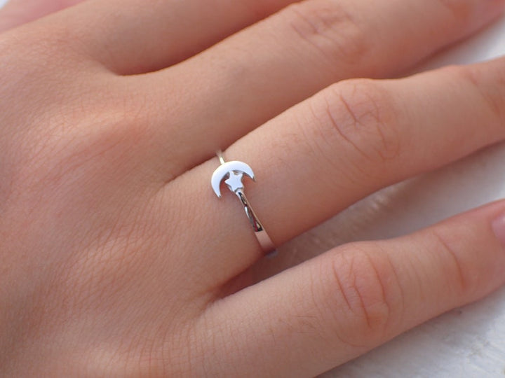 Moon and Star Ring / Sterling Silver Moon Ring / Promise Ring / Anniversary Ring