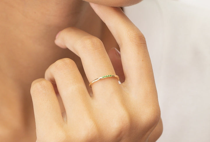 Five Stones Dainty Emerald Band, May Birthstone Gift, Sterling Silver Dainty Wedding Ring, Minimalist Band