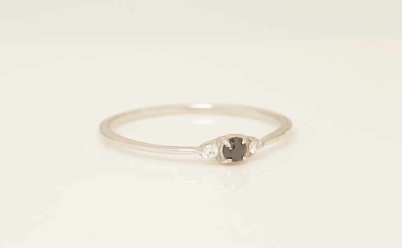 Minimalist Three Stone Black Diamond Ring, Dainty Wedding Band, Vintage Black Diamond Engagement Ring Gift for Her