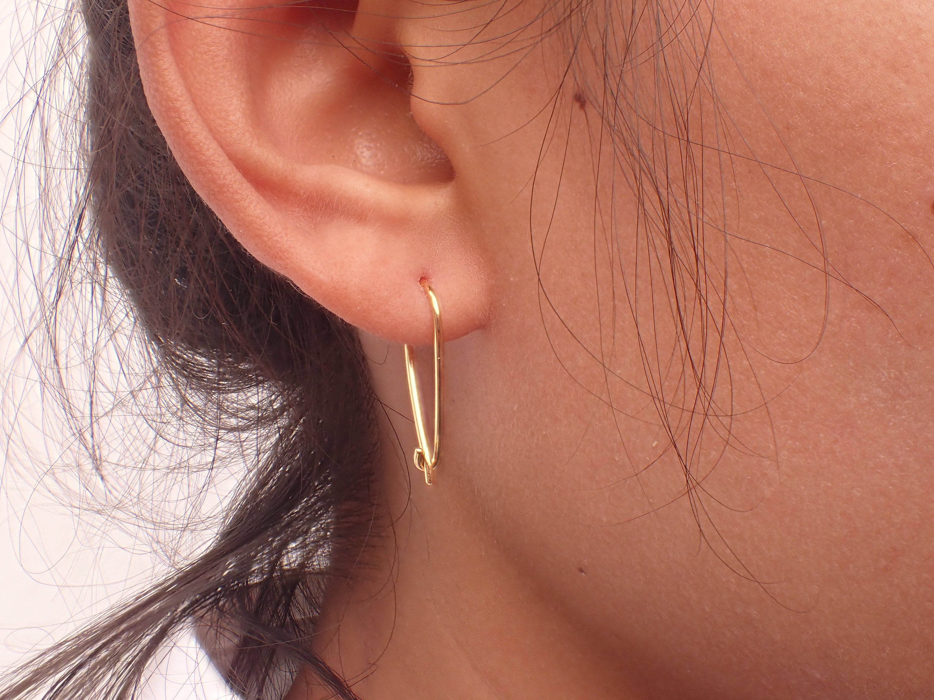 Raindrop Wire Earrings, Minimalist Earrings Gift for Women, Tear Drop Wire Earrings, Pear Shape Earrings, Unique Earrings Design