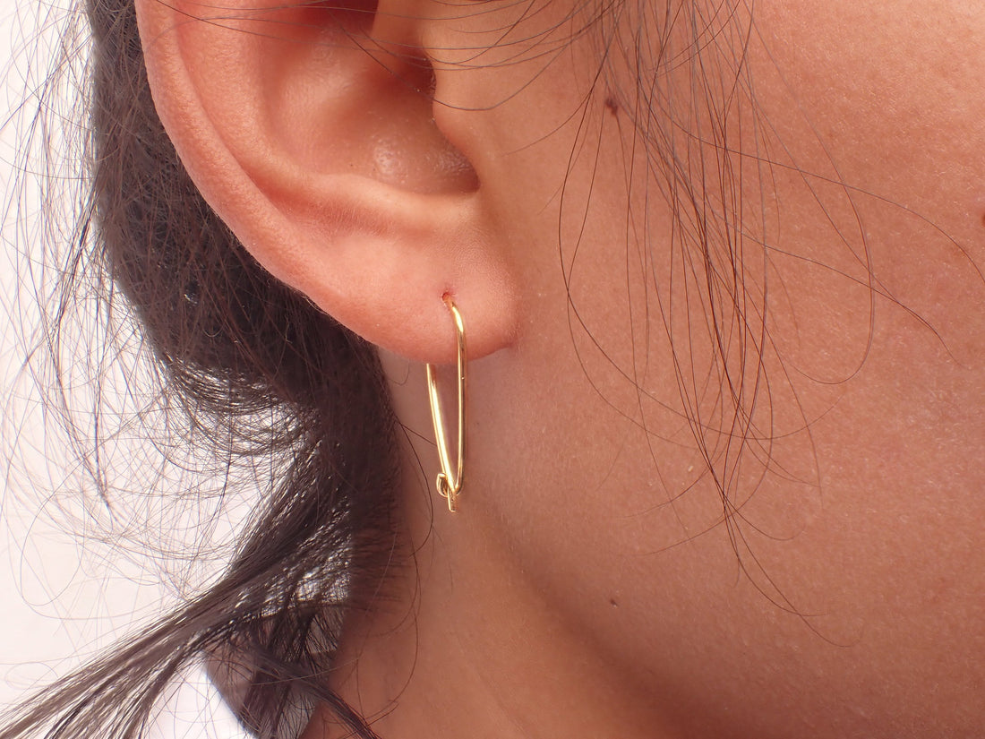 Raindrop Wire Earrings, Minimalist Earrings Gift for Women, Tear Drop Wire Earrings, Pear Shape Earrings, Unique Earrings Design