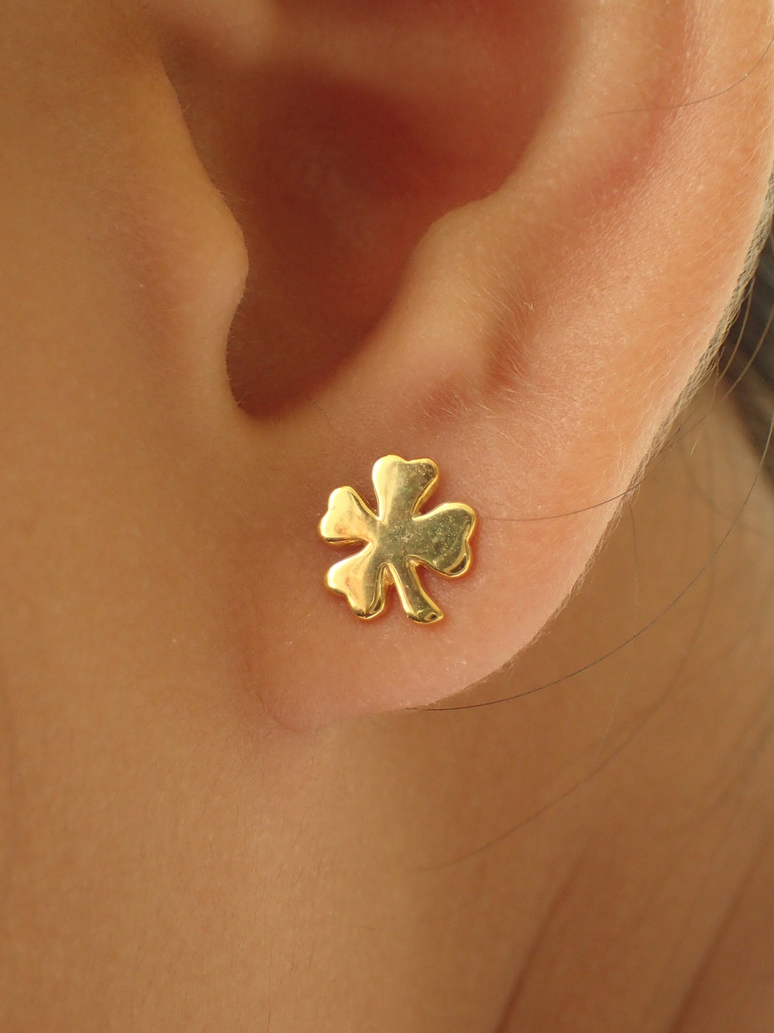 Four Leaf Clover Earrings, Clover Stud Earrings, 14k Solid Gold Dainty Earrings, Tiny Clover Earrings, Good Luck Earrings