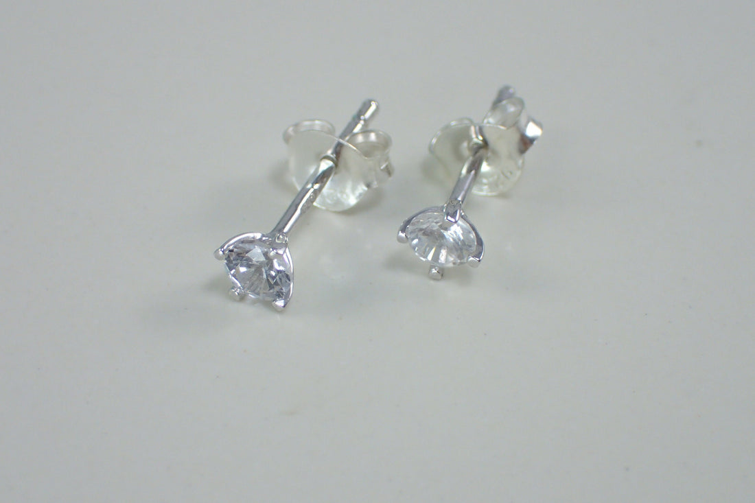 2mm Diamond Stud Earrings / Mini Studs for Women / Round Stud Earrings / Minimalist Earrings Gift for Her/ In Stock
