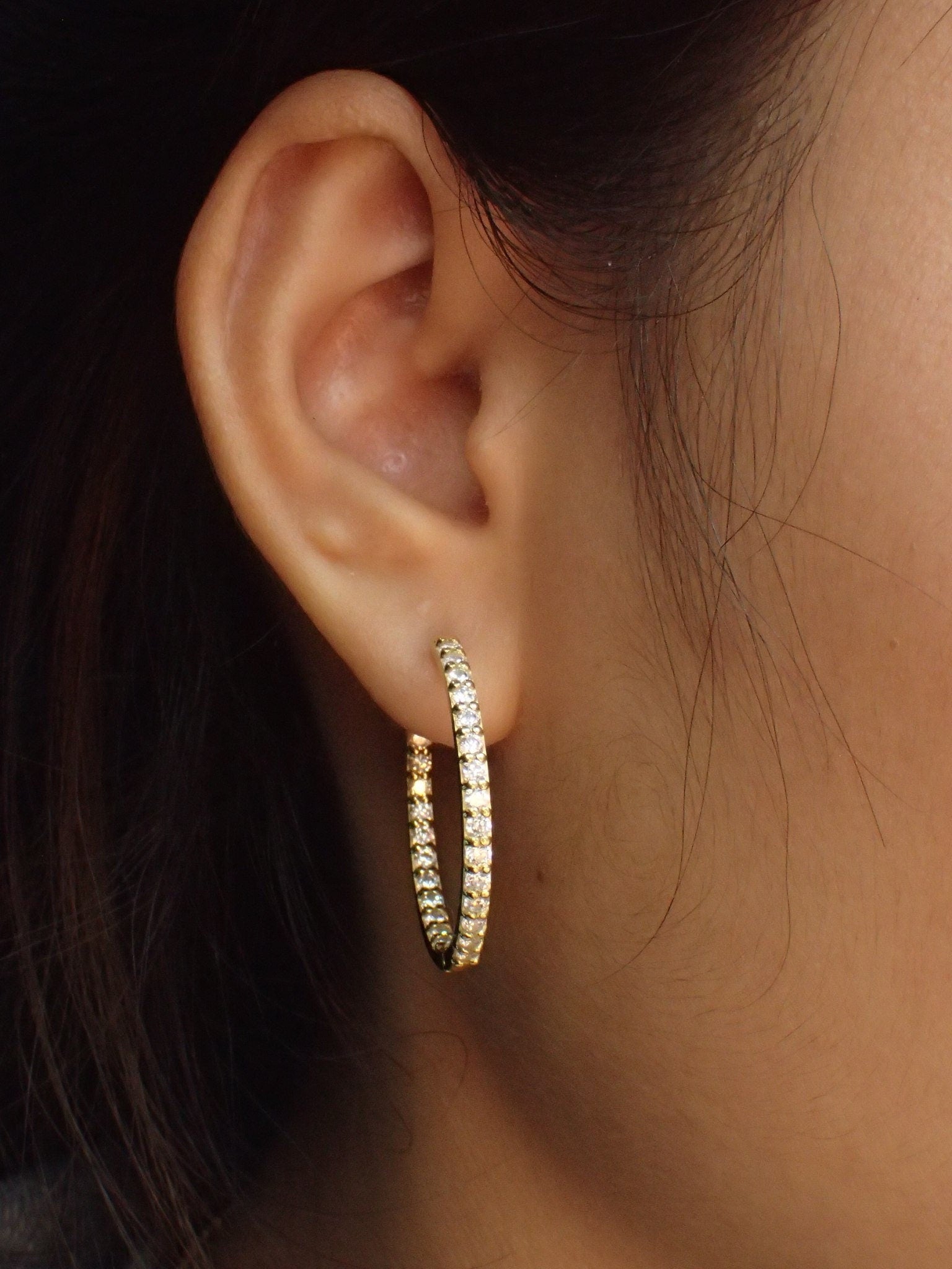 Diamonds Hoop Earrings / Hoop Earrings / Huggie Hoops Earrings / Minimalist Hoop Earring for Women / In Stock