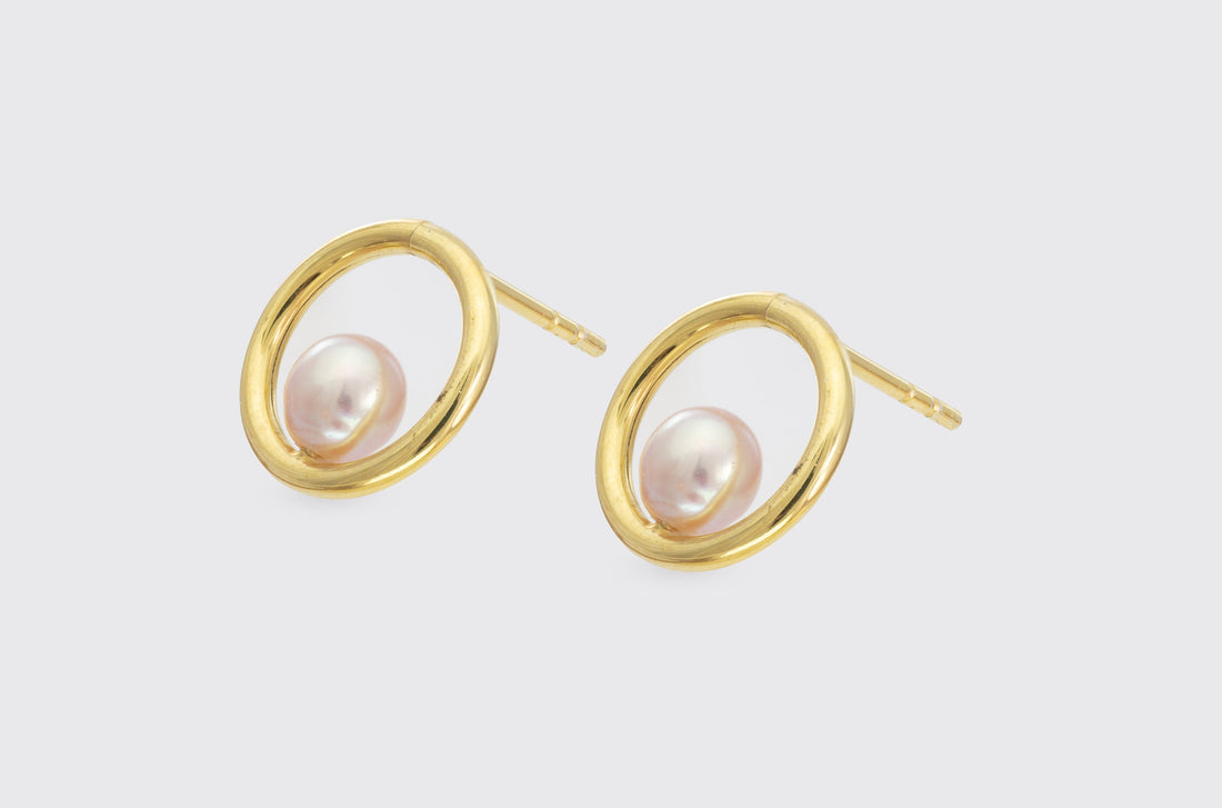 Unique Mother's Day Gift for Her, Pearl Circle Stud Earrings, Unique Mom Gift, Gift for New Mom, Gift for Stepmom, Gift for Mother-in-law